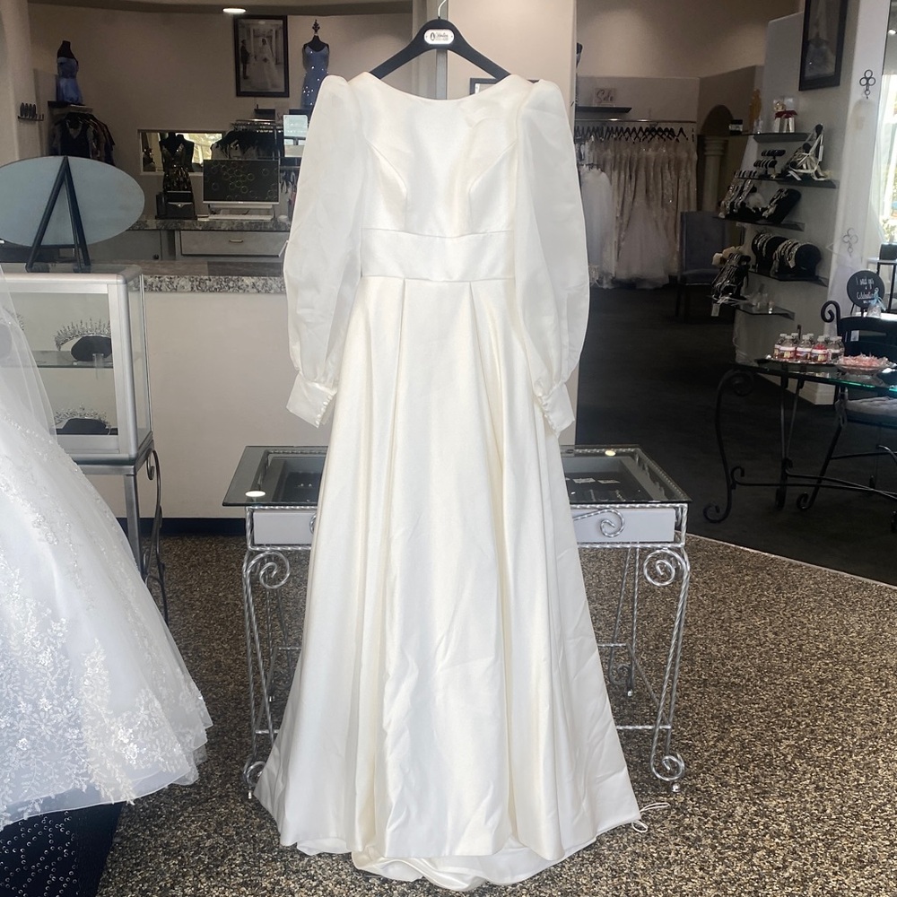 Mori Lee Lucy 30141 - Picture 3 of 7